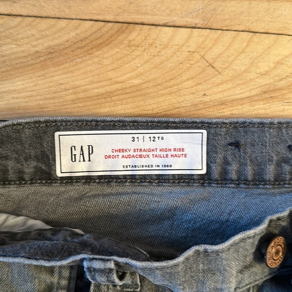 Gap jeans, silver gray with a bit of fading - Picture 2 of 2